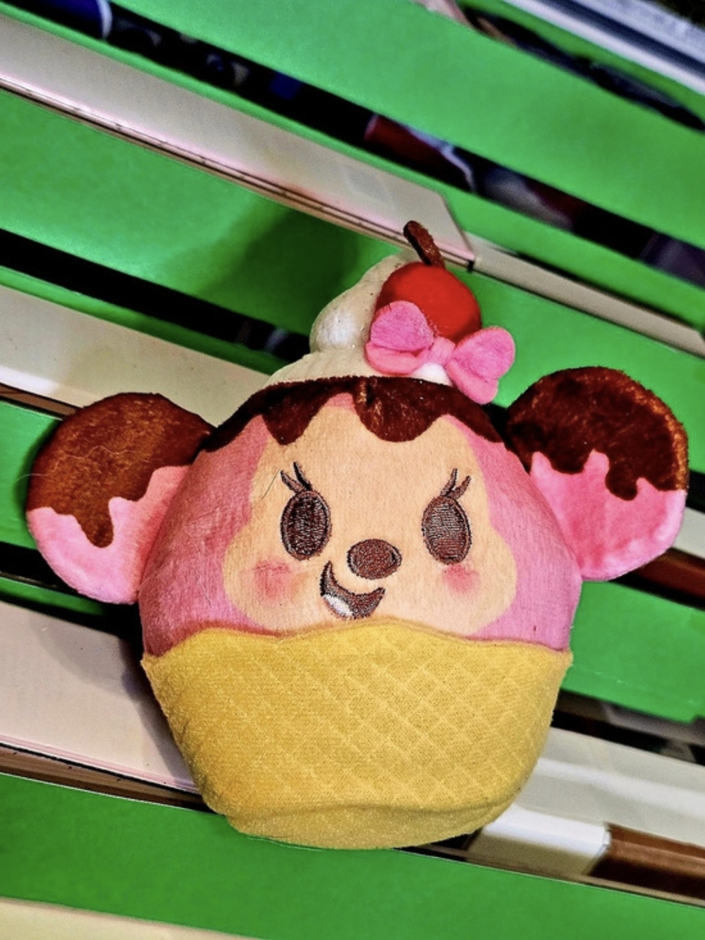 Disney Strawberry Sundae Waffle Bowl Minnie Mouse Disney Munchlings Plush Toy